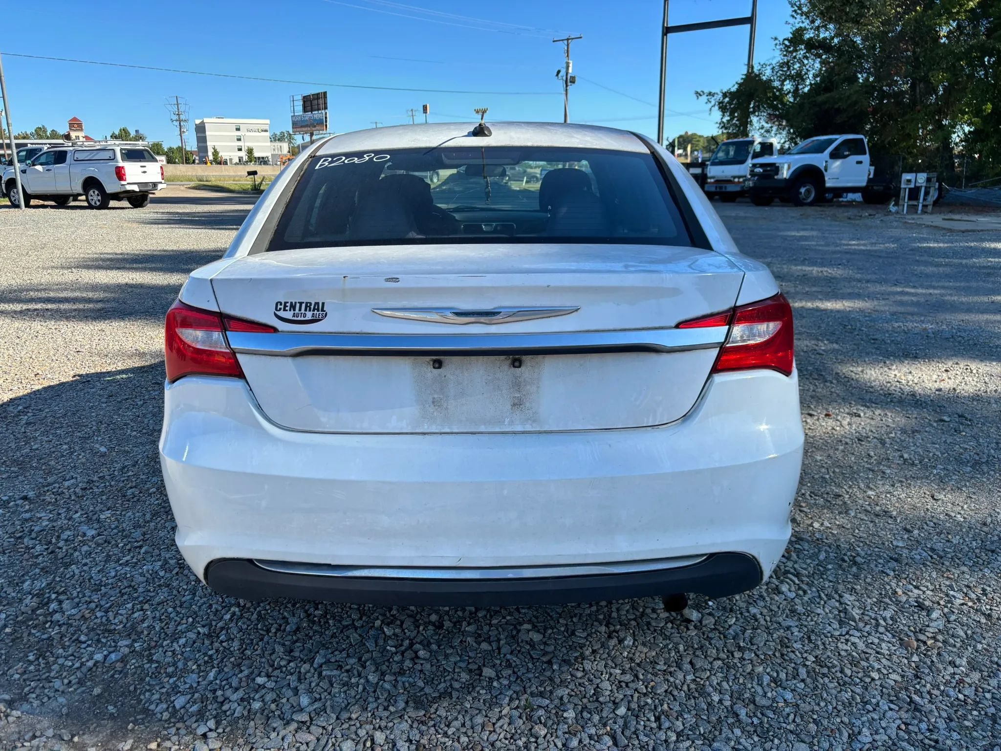 Used 2014 Chrysler 200 LX FWD image 3