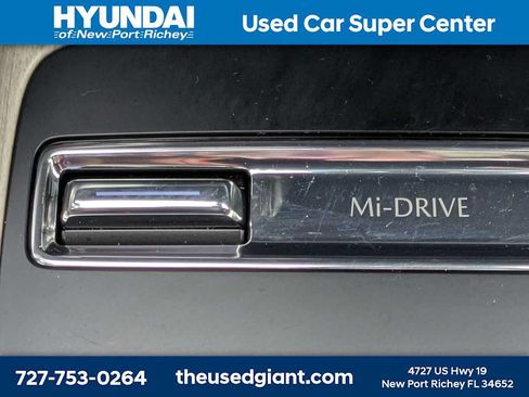 Used 2025 MAZDA CX-90 3.3 Turbo w/ Preferred Package AWD/4WD image 32