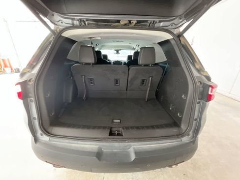 Used 2019 Chevrolet Traverse RS AWD/4WD image 24