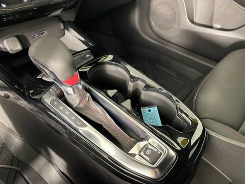 New 2026 Chevrolet Trax RS w/ Sunroof Package image 9