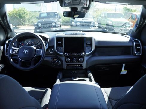 New 2025 RAM 1500 Big Horn image 28