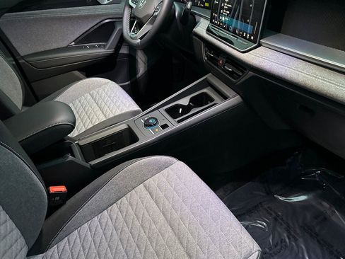 New 2026 Volkswagen Tiguan S image 15