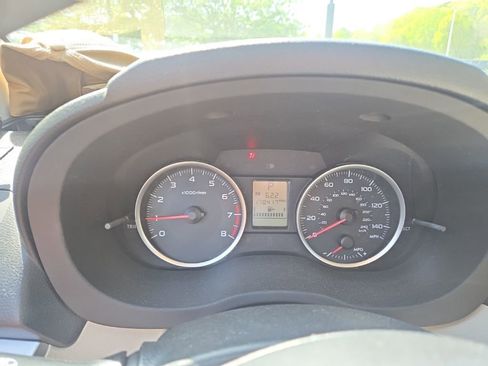 Used 2014 Subaru Crosstrek 2.0i Premium image 15