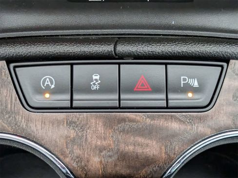 Used 2023 GMC Acadia Denali w/ Black Diamond Edition image 35