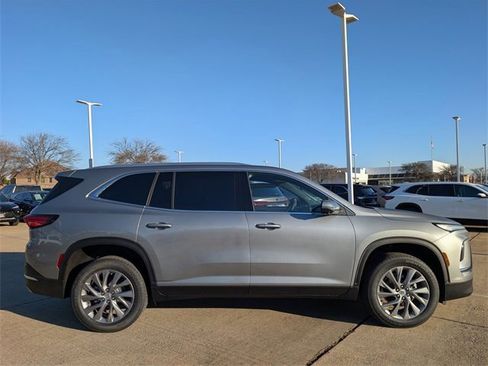 New 2026 Buick Enclave Preferred image 3