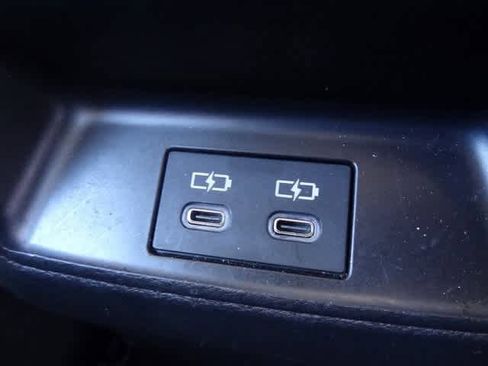 Used 2023 Toyota Corolla LE image 22