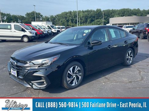 Used 2025 Subaru Legacy Premium AWD/4WD image 1