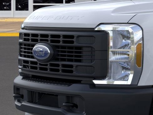New 2026 Ford F250 XL image 17