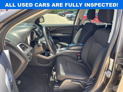 Used 2018 Dodge Journey SE FWD image 8