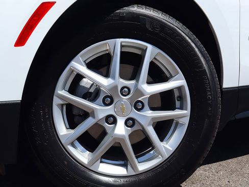 Used 2023 Chevrolet Equinox LS w/ LPO, Cargo Package image 5