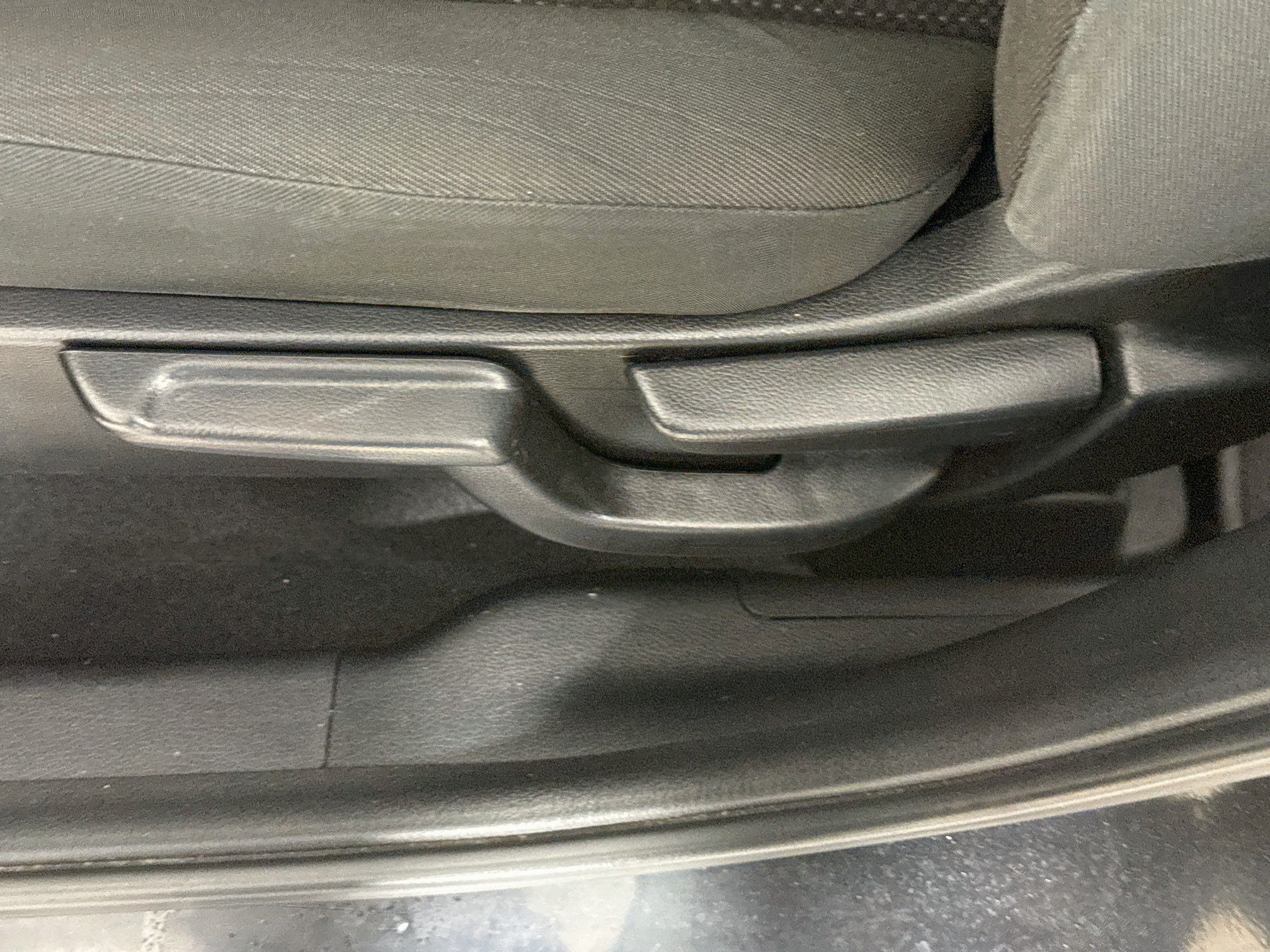 Used 2019 Honda HR-V LX image 22