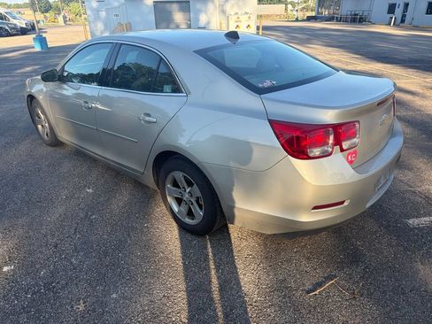 Used 2013 Chevrolet Malibu LS w/ Protection Package FWD image 10