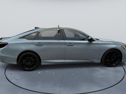 Used 2022 Honda Accord Sport Special Edition image 8