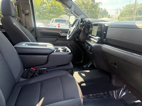 Used 2025 Chevrolet Silverado 2500 LT w/ All Star Edition AWD/4WD image 28