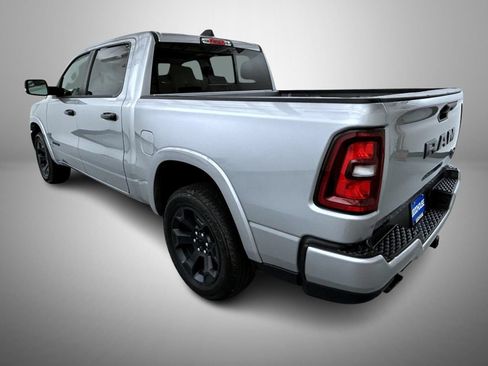 Used 2025 RAM 1500 Big Horn AWD/4WD image 7