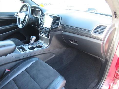 Used 2021 Jeep Grand Cherokee Laredo X image 10