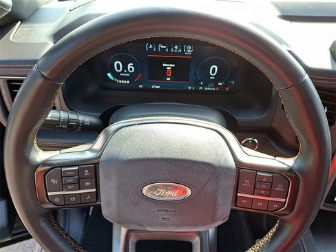 Certified 2023 Ford Expedition Platinum image 21