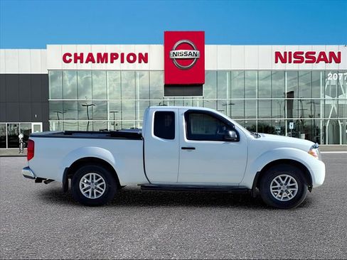 Used 2019 Nissan Frontier SV w/ Value Truck Package image 8