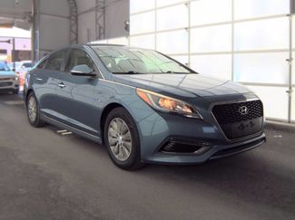 Used 2016 Hyundai Sonata SE FWD video 2