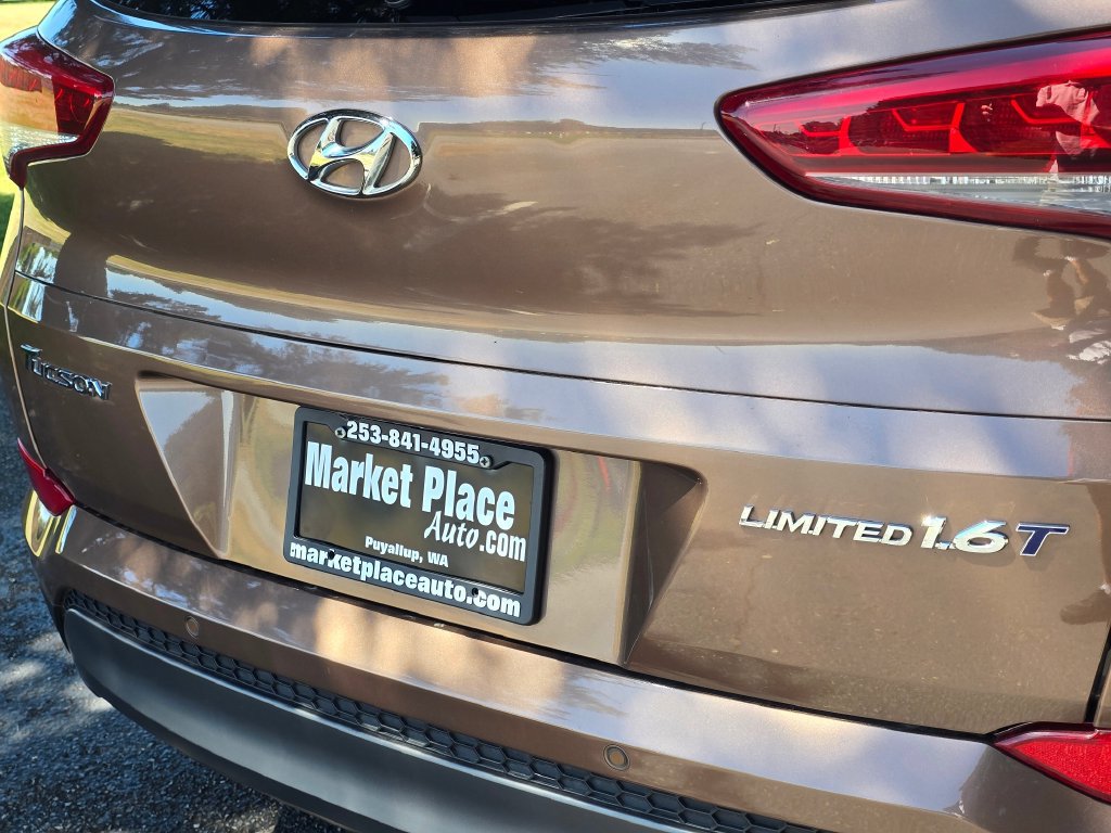 Used 2016 Hyundai Tucson Limited w/ Option Group 03 FWD image 18
