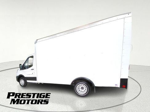 Used 2023 Ford Transit 350 DRW RWD image 5
