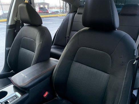 Used 2019 Nissan Altima 2.5 SV image 14