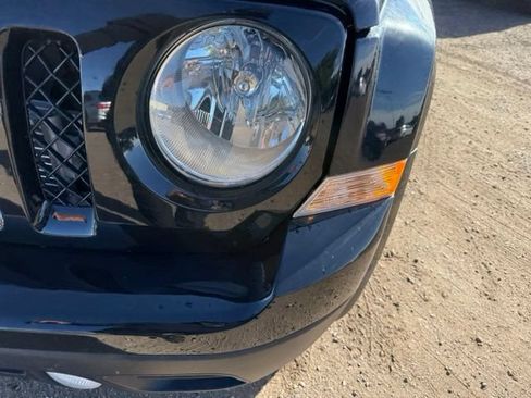 Used 2015 Jeep Patriot High Altitude AWD/4WD image 10