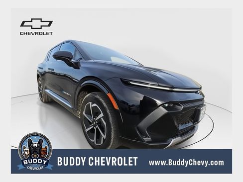 Used 2024 Chevrolet Equinox EV LT image 1