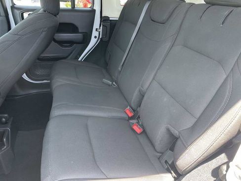 Used 2023 Jeep Wrangler Unlimited Sport AWD/4WD image 24