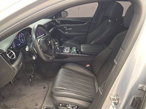 Used 2022 Bentley Flying Spur V8 AWD/4WD image 6
