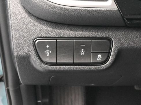 Used 2024 Kia Seltos S FWD image 16