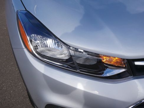 Used 2017 Chevrolet Trax LS image 15