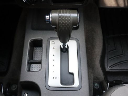 Used 2012 Nissan Xterra S image 33