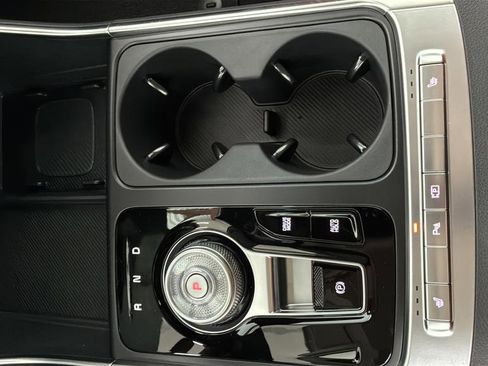 New 2026 Kia Carnival EX FWD image 33