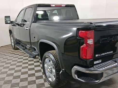 Used 2023 Chevrolet Silverado 2500 LTZ image 15