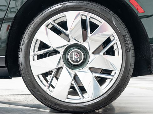 Used 2025 Rolls-Royce Cullinan -Series 2, Bespoke Audio, Star image 11