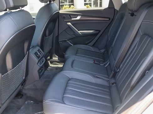 Certified 2023 Audi Q5 2.0T Premium w/ Convenience Package AWD/4WD image 19