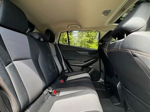 Used 2021 Subaru Crosstrek 2.0i Premium w/ Moonroof Package AWD/4WD image 17