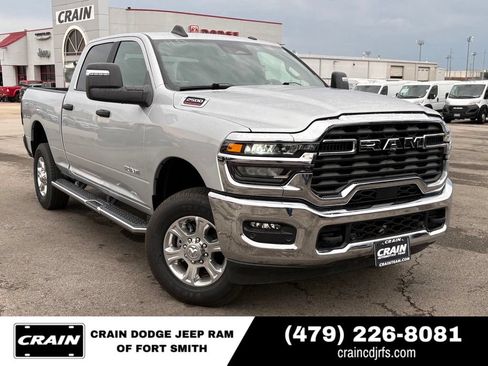 Used 2026 RAM 2500 Big Horn AWD/4WD image 1