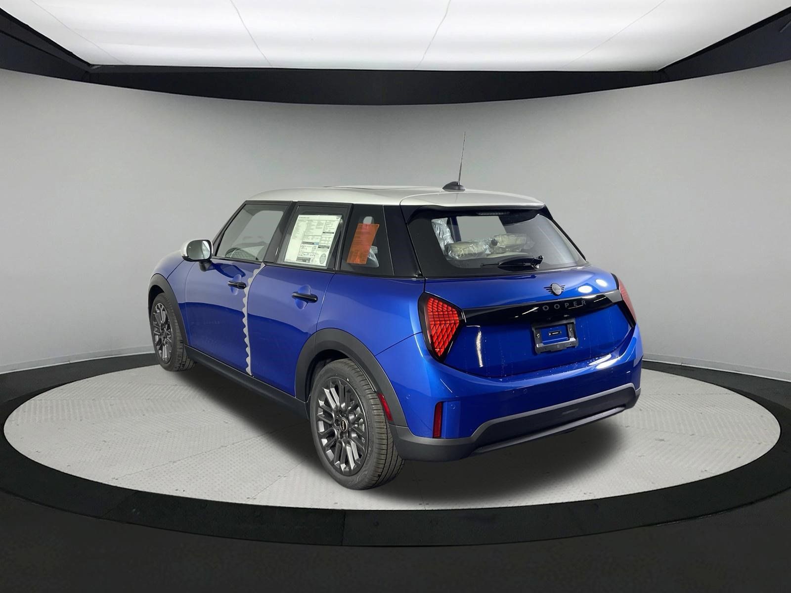 New 2027 MINI Cooper 4-Door Hardtop FWD image 6