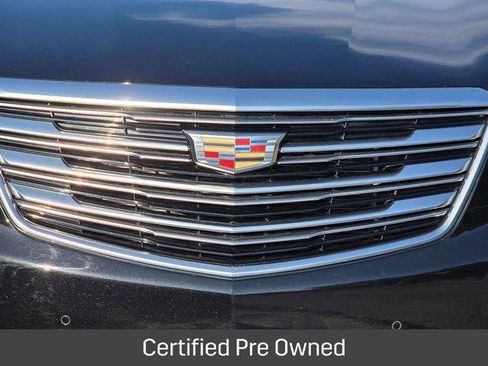 Used 2018 Cadillac XT5 Premium Luxury FWD image 9