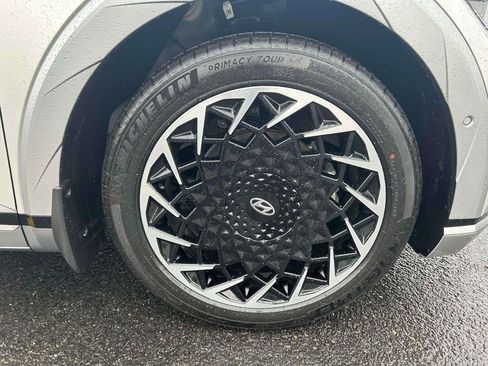 Used 2024 Hyundai Ioniq 5 Limited image 6