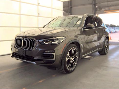 Used 2021 BMW X5 sDrive40i w/ Convenience Package RWD image 2
