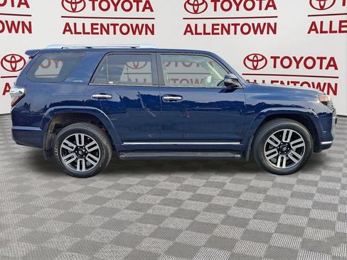 Used 2024 Toyota 4Runner Limited AWD/4WD image 10