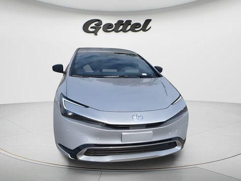 New 2026 Toyota Prius Plug-In Hybrid FWD image 3