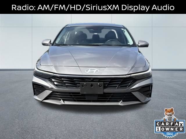 Used 2024 Hyundai Elantra Limited FWD image 5