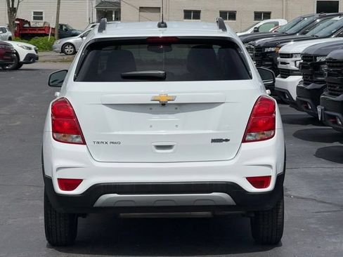 Used 2022 Chevrolet Trax LT w/ LT Convenience Package AWD/4WD image 6