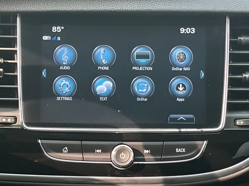 Used 2020 Buick Encore Preferred AWD/4WD image 25