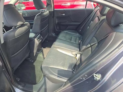 Used 2017 Honda Accord EX-L image 4