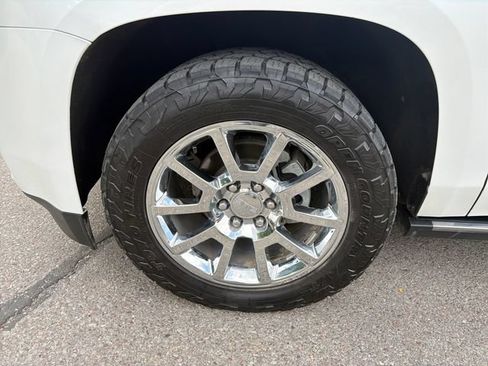 Used 2017 GMC Yukon XL Denali w/ Open Road Package AWD/4WD image 27